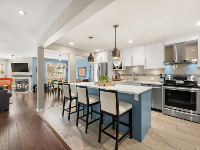 Apartment for sale in New Westminster, New Westminster, 208A 1220 Quayside Drive, 263117127 | Realtylink.org