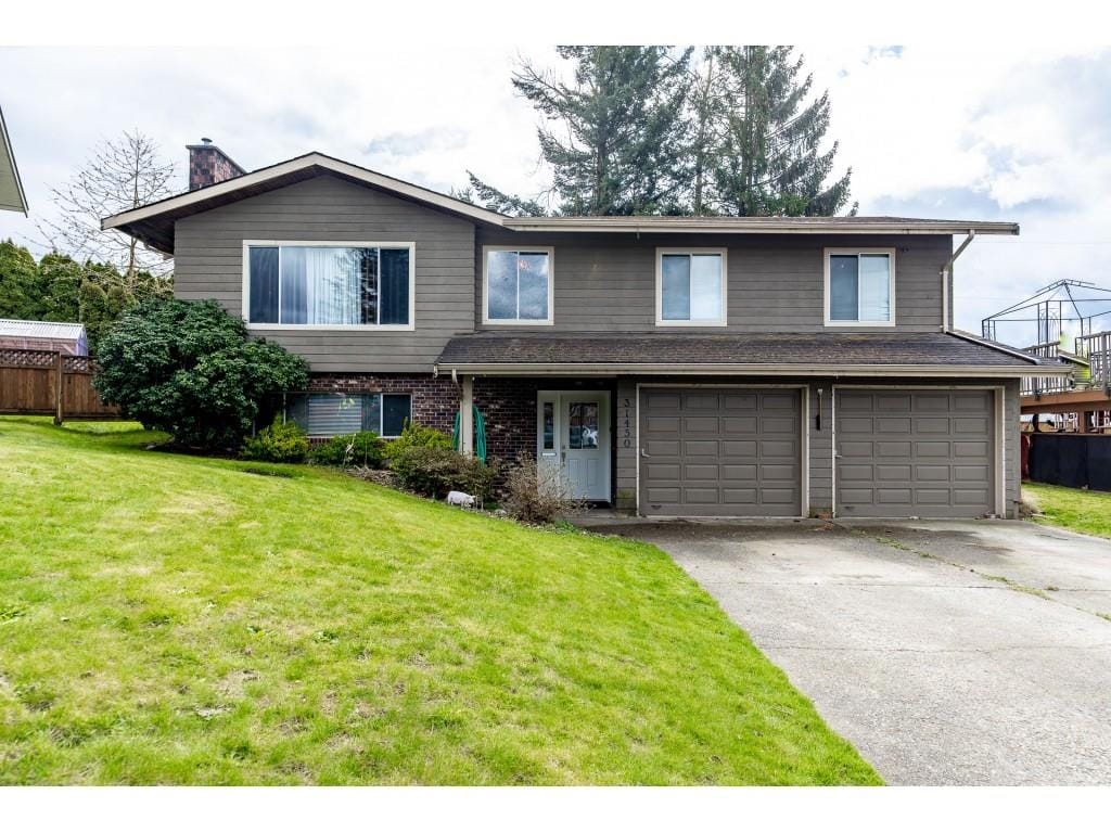 House for sale in Abbotsford, Abbotsford, 31450 Springhill Place, 263117141 | Realtylink.org
