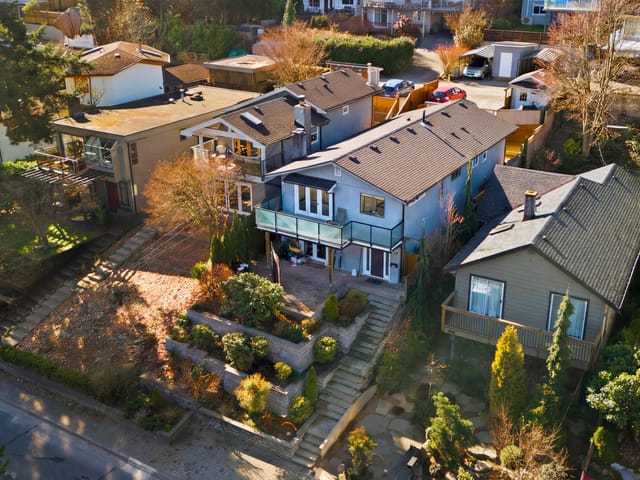 House for sale in North Vancouver, North Vancouver, 1911 Deep Cove Road, 263117172 | Realtylink.org