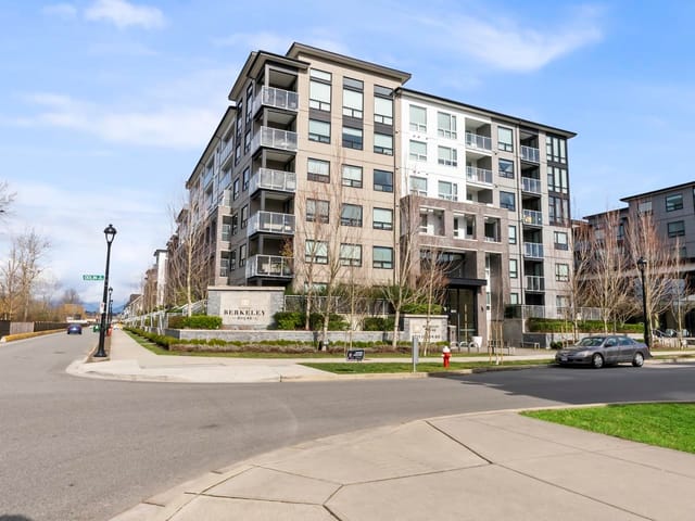 Apartment for sale in Richmond, Richmond, 114 9213 Odlin Road, 263117215 | Realtylink.org