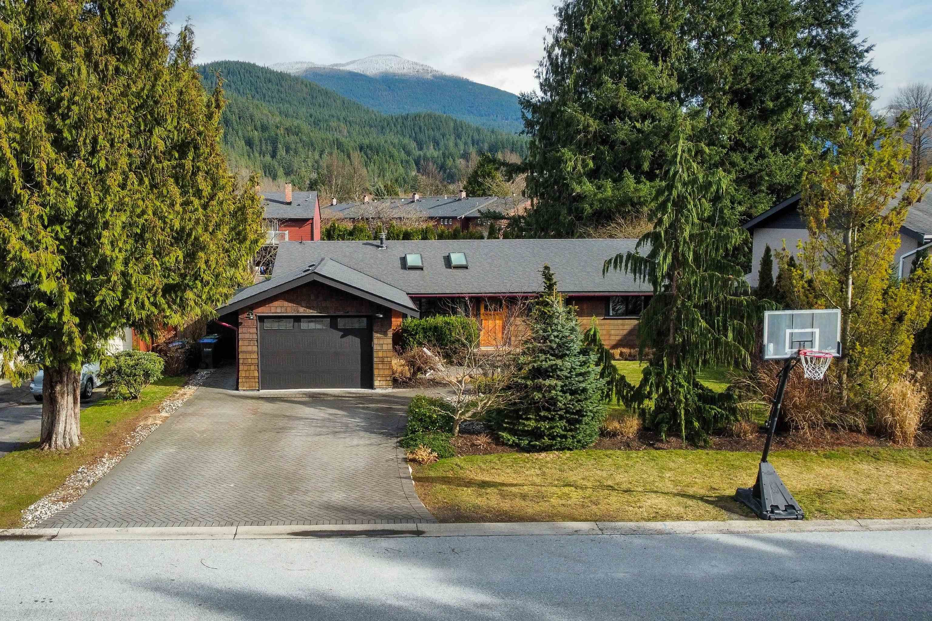 House for sale in Squamish, Squamish, 1518 Eagle Run Drive, 263117219 | Realtylink.org