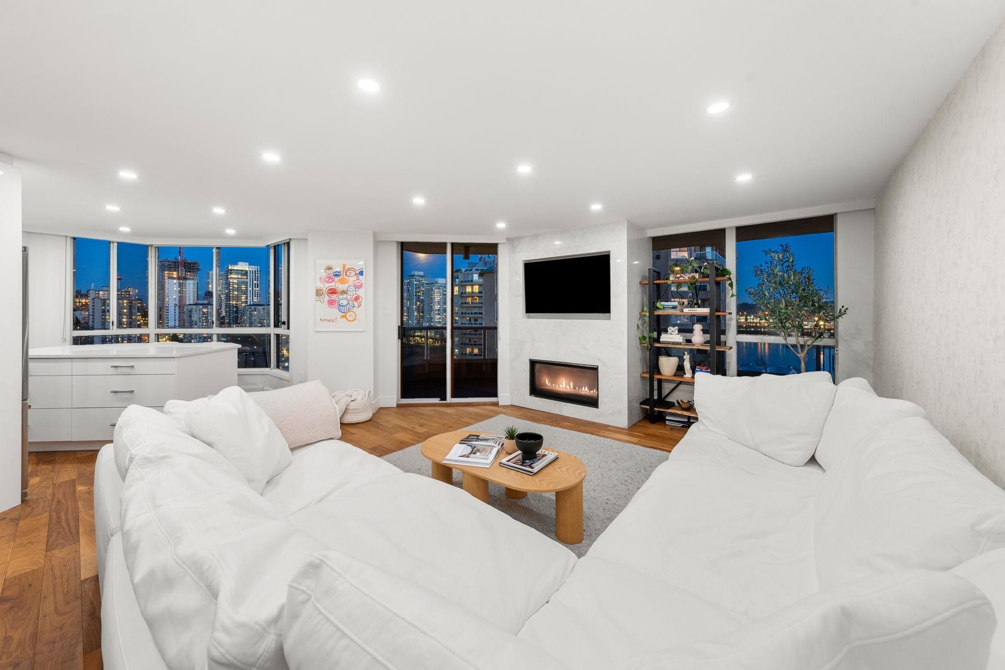 Apartment for sale in New Westminster, New Westminster, 1704 1245 Quayside Drive, 263117231 | Realtylink.org