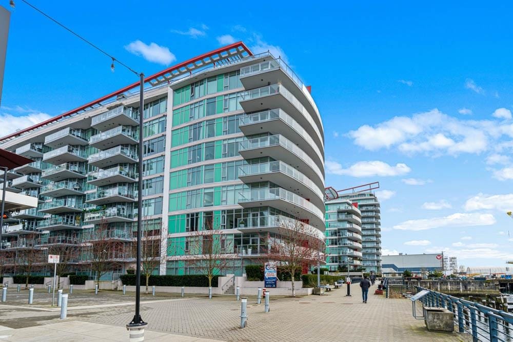 Apartment for rent in North Vancouver, North Vancouver, xxxx 175 Victory Ship Way, 263117370 | Realtylink.org
