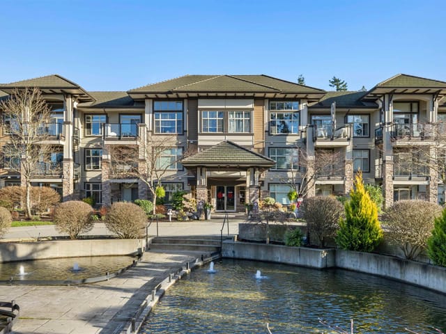 Apartment for sale in Surrey, South Surrey White Rock, 308 15185 36 Avenue, 263117395 | Realtylink.org