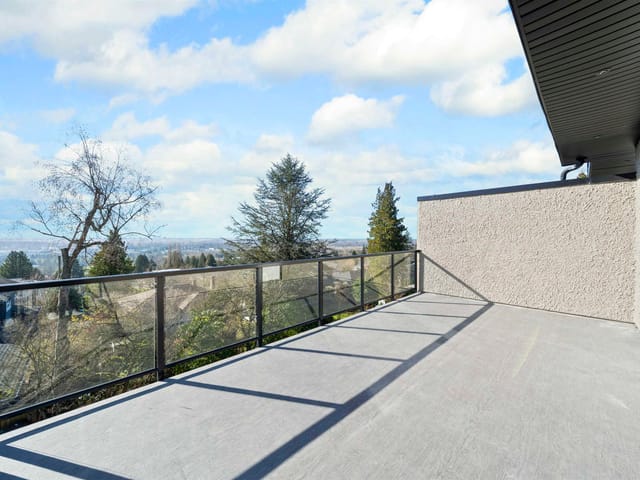 1/2 Duplex for sale in Burnaby, Burnaby South, 3 4558 Portland Street, 263117397 | Realtylink.org