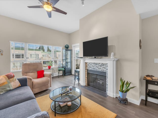 Apartment for sale in Coquitlam, Coquitlam, 403 2970 Princess Crescent, 263117417 | Realtylink.org