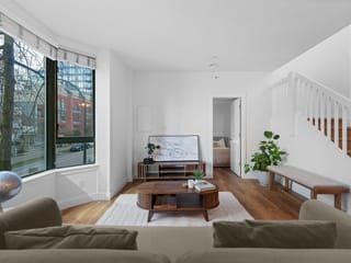 Townhouse for sale in Vancouver, Vancouver West, 203 1238 Melville Street, 263117424 | Realtylink.org