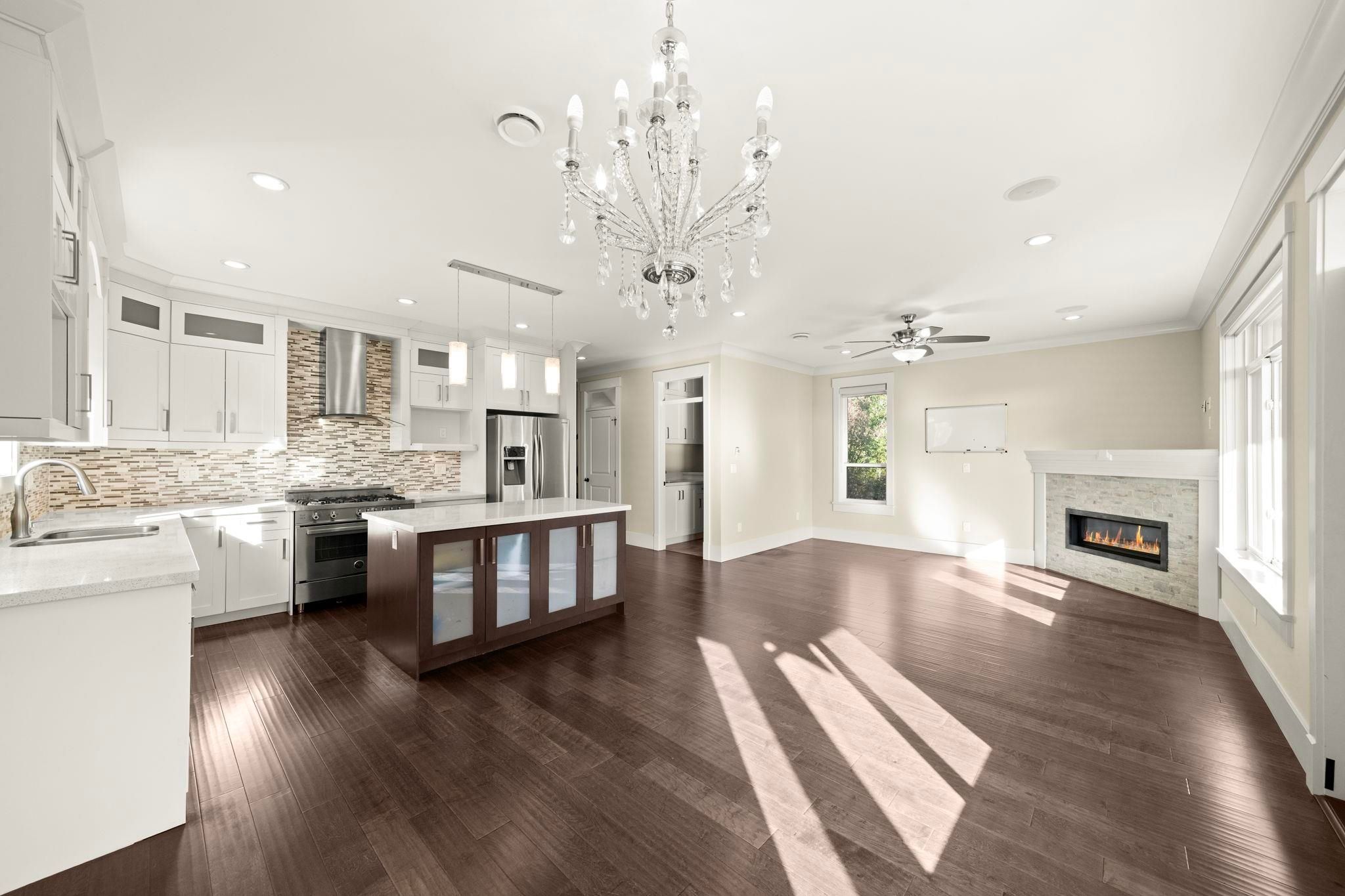 House for sale in Burnaby, Burnaby North, 7028 Broadway, 263117456 | Realtylink.org