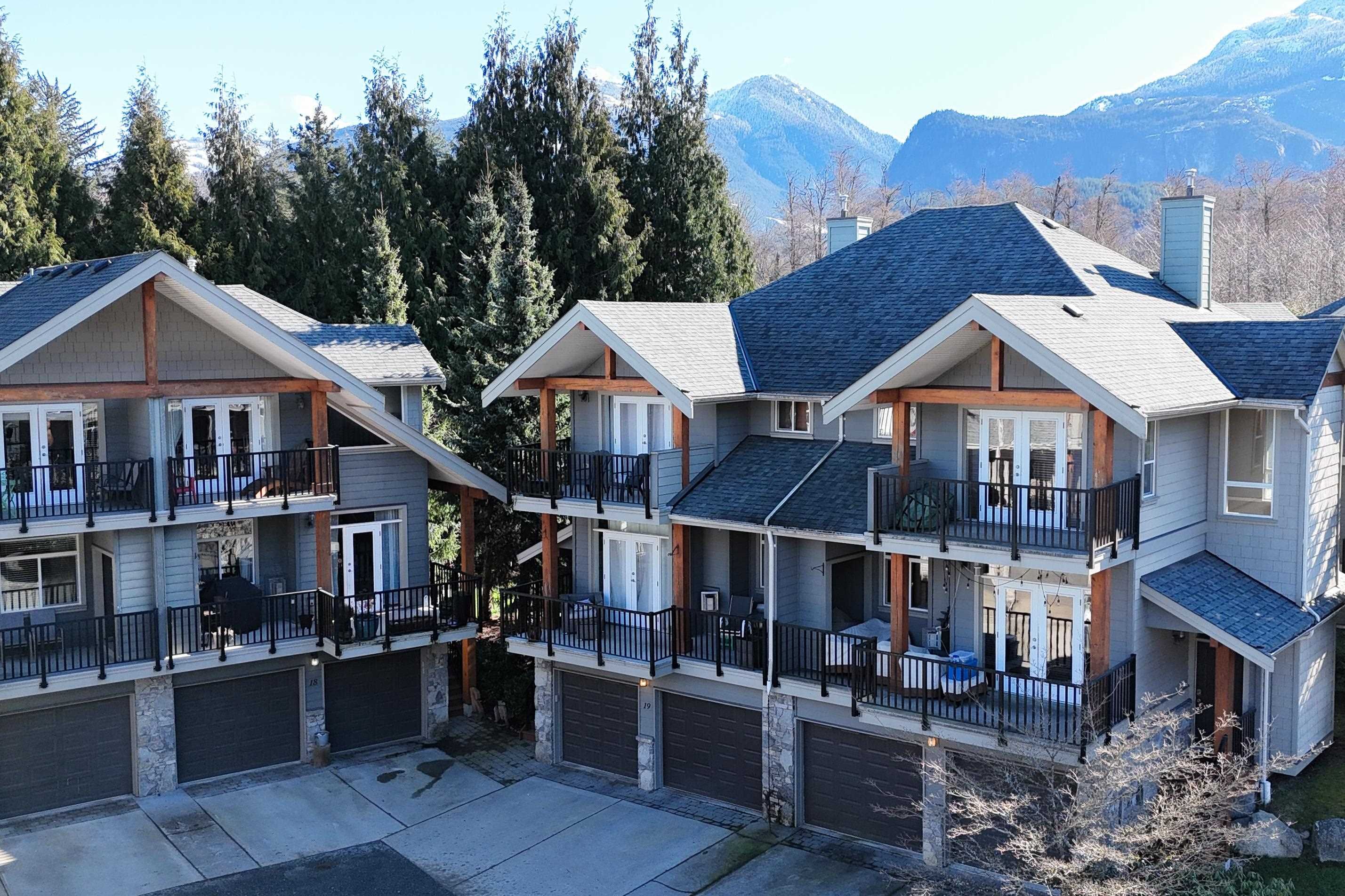 Townhouse for sale in Squamish, Squamish, 19 39758 Government Road, 263117503 | Realtylink.org