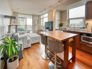 Apartment for sale in Vancouver, Vancouver West, 710 2228 W Broadway, 263117599 | Realtylink.org