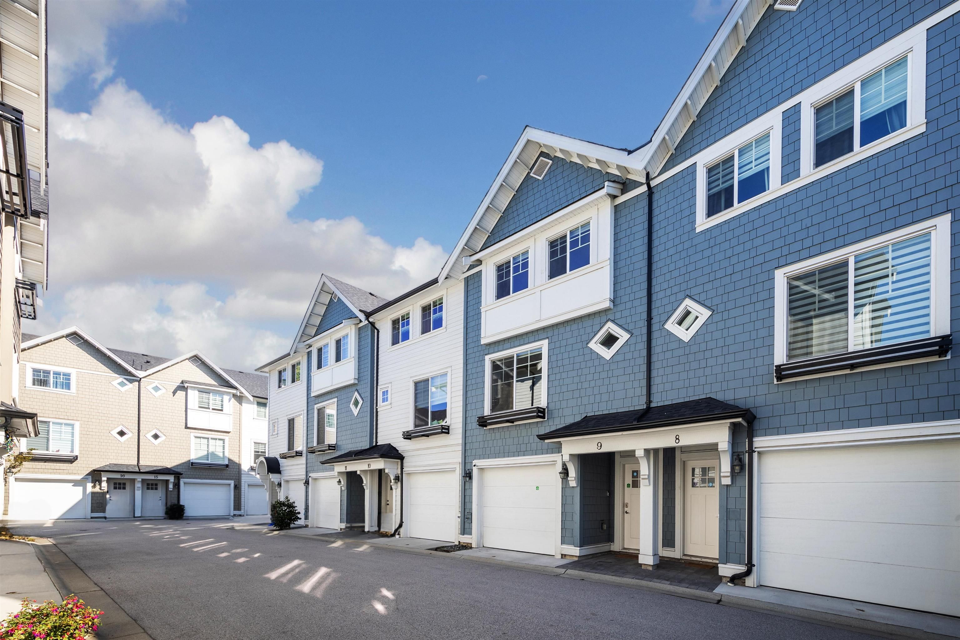 Apartment for sale in Richmond, Richmond, 9 9211 McKim Way, 263117600 | Realtylink.org