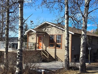 House for sale in Horse Lake, 100 Mile House, 6072 Lakeshore Drive, 263117644 | Realtylink.org