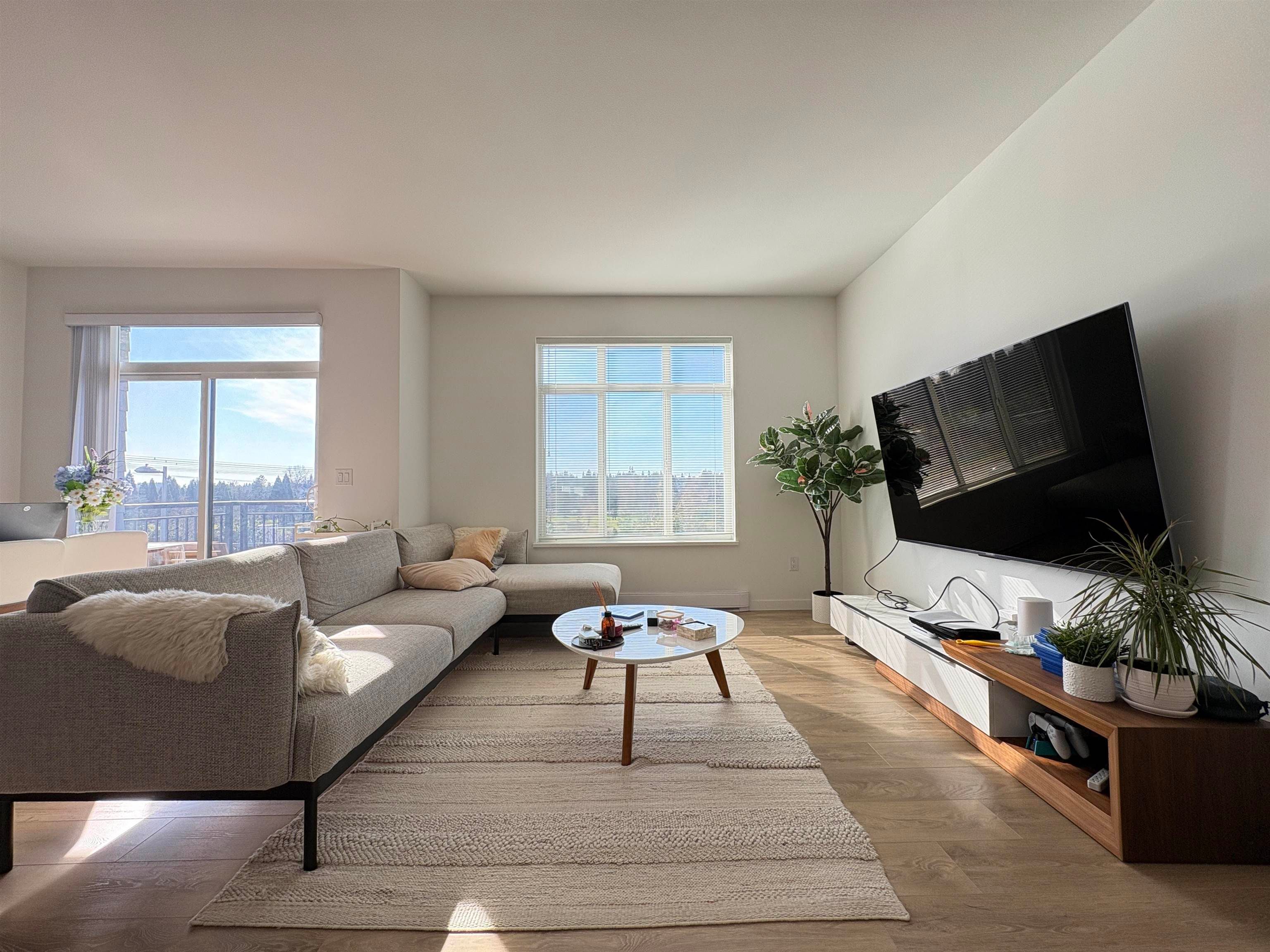 Townhouse for rent in Surrey, Surrey, 15255 Sitka Dr, 263117687 | Realtylink.org