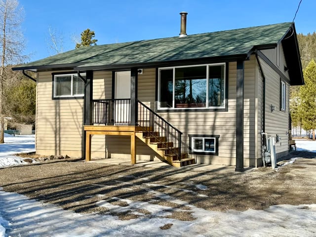 House for sale in Horse Lake, 100 Mile House, 5901 Horse Lake Road, 263117690 | Realtylink.org