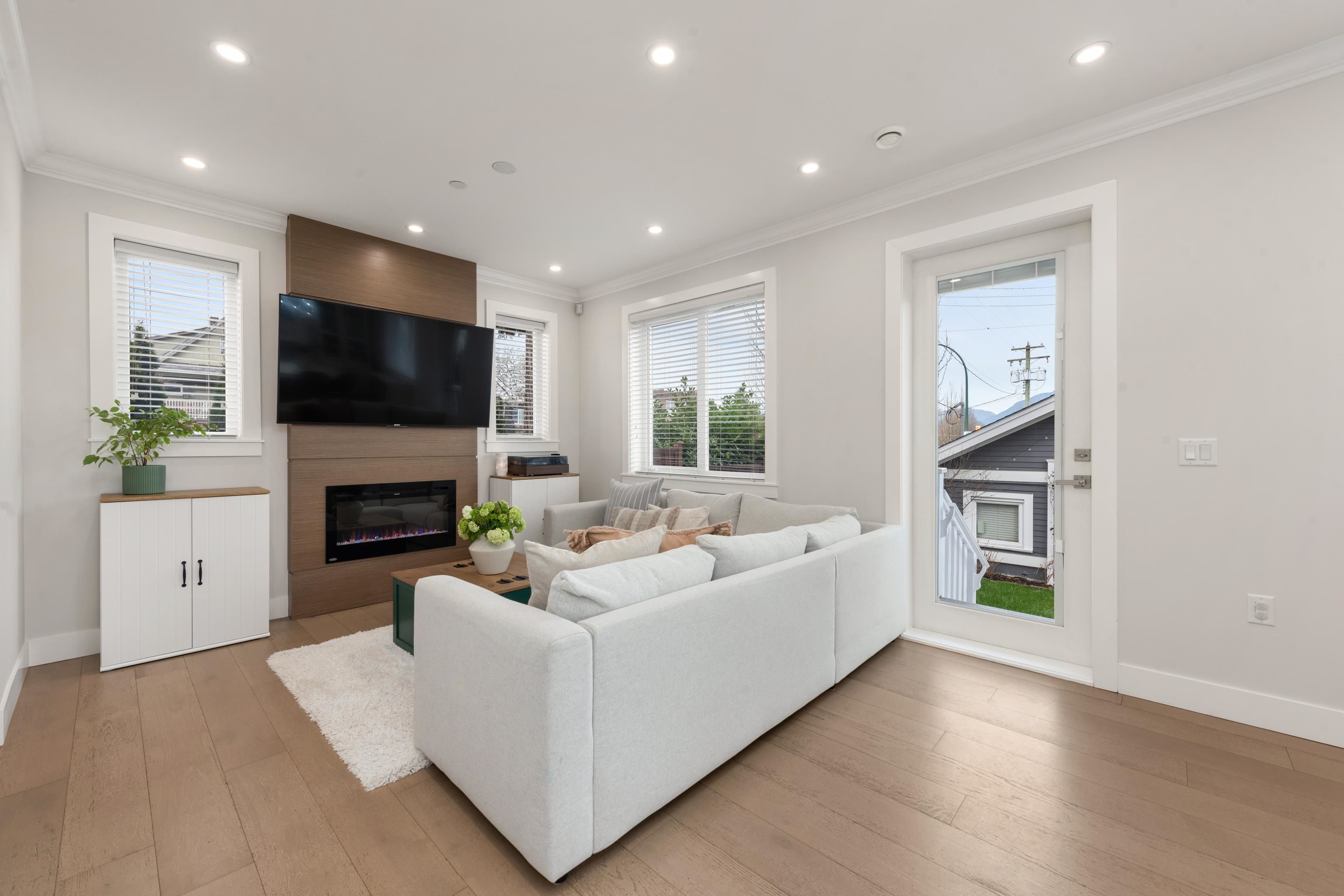 1/2 Duplex for sale in Vancouver, Vancouver East, 2876 Clark Drive, 263117712 | Realtylink.org