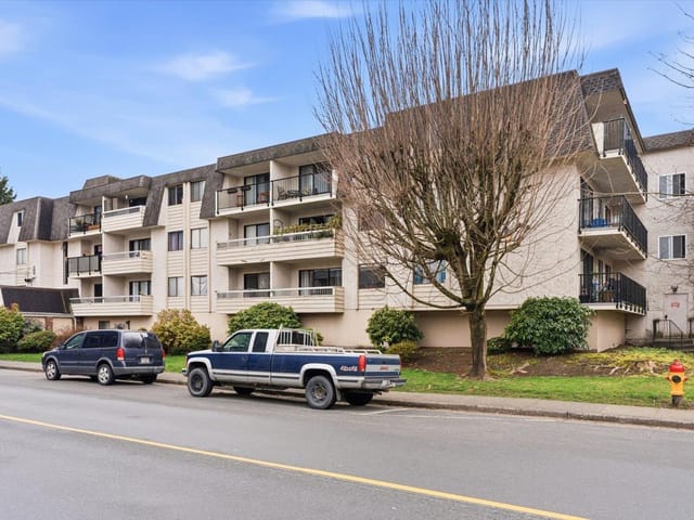 Apartment for sale in Chilliwack, Chilliwack, 210 9477 Cook Street, 263117715 | Realtylink.org