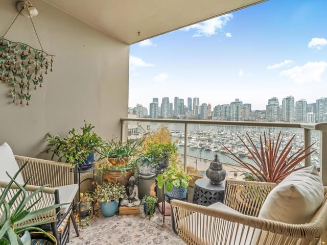 Apartment for sale in Vancouver, Vancouver West, 521 666 Leg in Boot Square, 263117726 | Realtylink.org