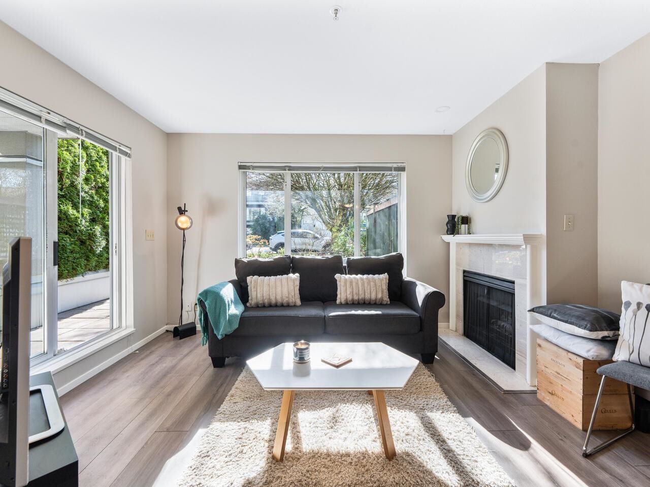 Apartment for sale in Vancouver, Vancouver West, 102 2195 W 5th Avenue, 263117740 | Realtylink.org