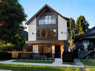 1/2 Duplex for sale in Vancouver, Vancouver East, 1 2435 Napier Street, 263117845 | Realtylink.org