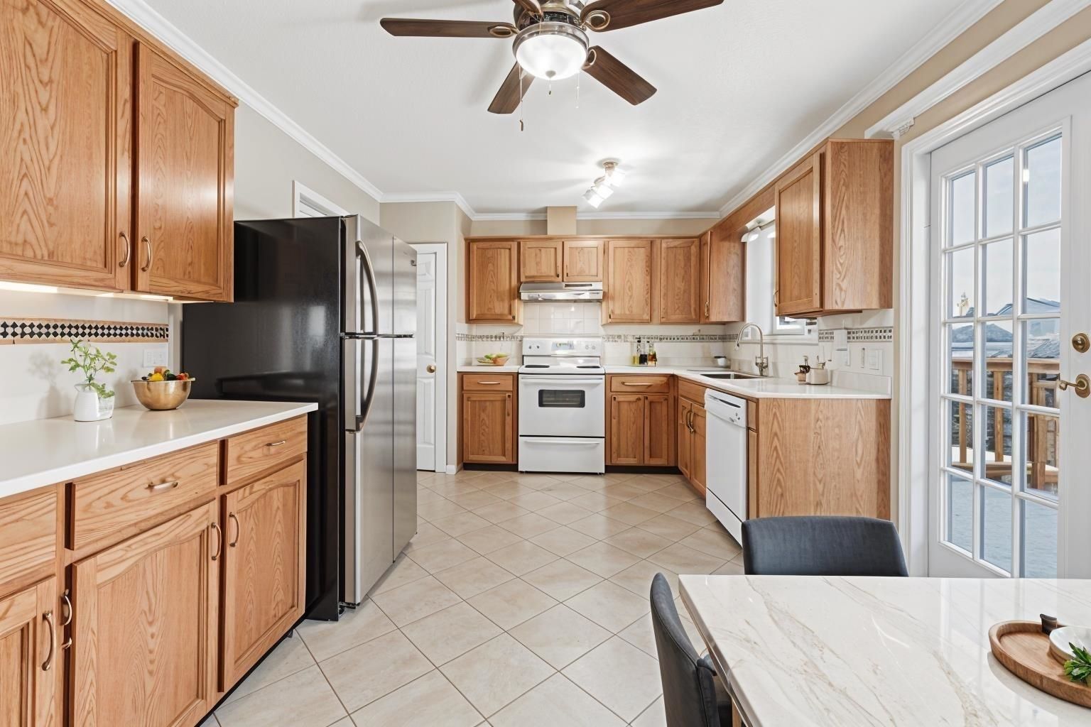 House for rent in Surrey, Cloverdale, Upper level 6171 192 Street, 263117851 | Realtylink.org