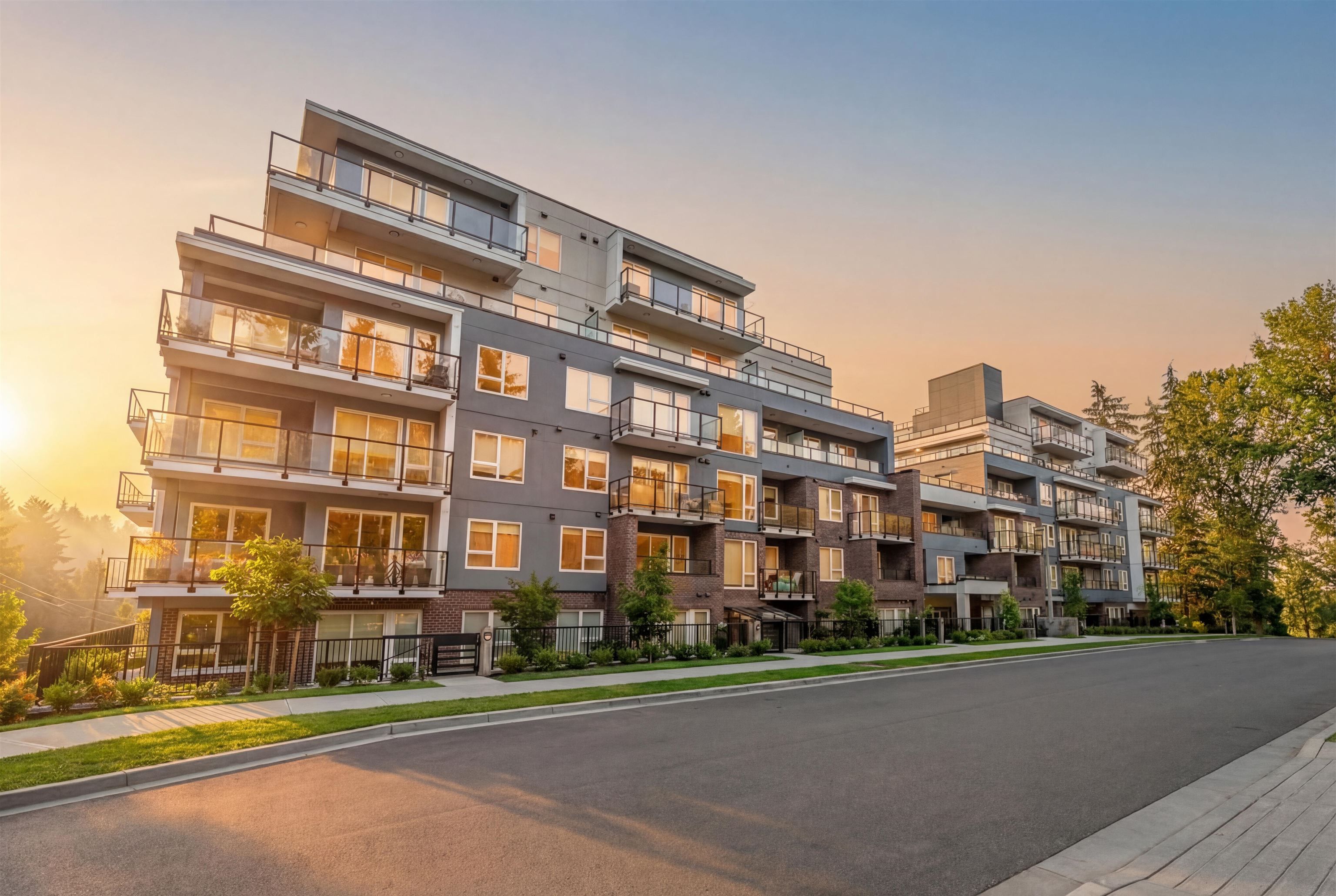 Apartment for sale in Port Moody, Port Moody, 305 2002 St. George Street, 263117863 | Realtylink.org