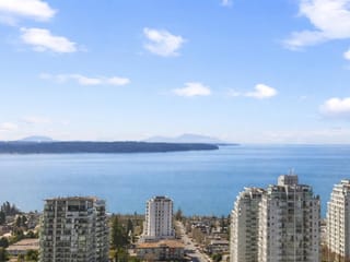 Apartment for sale in Surrey, South Surrey White Rock, 2104 1588 Johnston Road, 263117887 | Realtylink.org