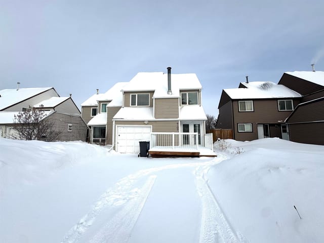 1/2 Duplex for sale in Fort St. John, Fort St. John, 9102 112 Avenue, 263117914 | Realtylink.org