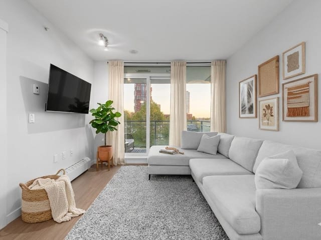 Apartment for sale in Vancouver, Vancouver East, 511 3281 E Kent Avenue North Avenue, 263117919 | Realtylink.org