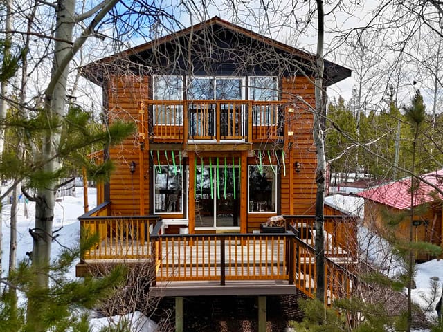 House for sale in Green Lake, 100 Mile House, 6664 Little Green Lake Road, 263117948 | Realtylink.org