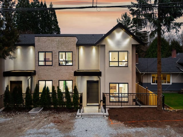 1/2 Duplex for sale in Burnaby, Burnaby South, 2 6070 Elgin Avenue, 263118003 | Realtylink.org