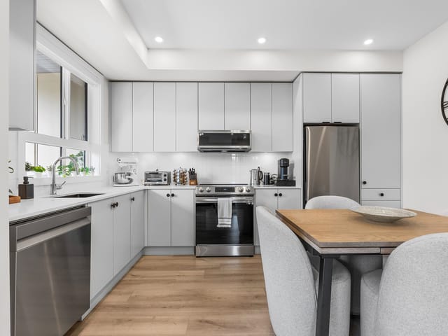 Apartment for sale in Chilliwack, Sardis, 312 45505 Campus Drive, 263118057 | Realtylink.org