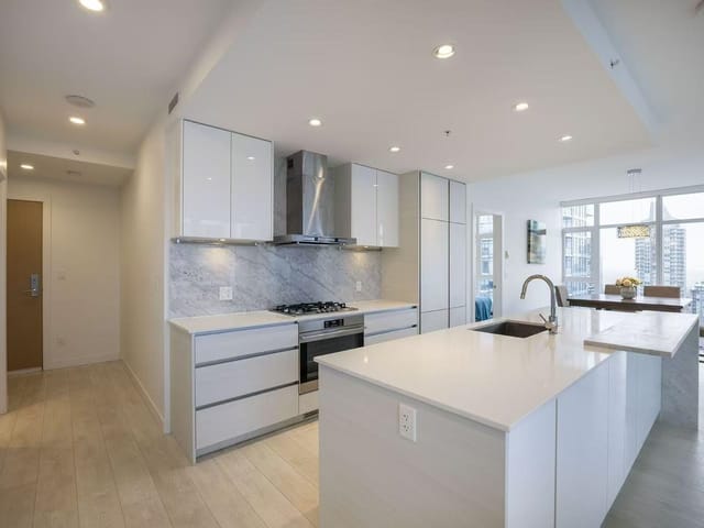 Apartment for sale in Burnaby, Burnaby South, 3606 4670 Assembly Way, 263118059 | Realtylink.org