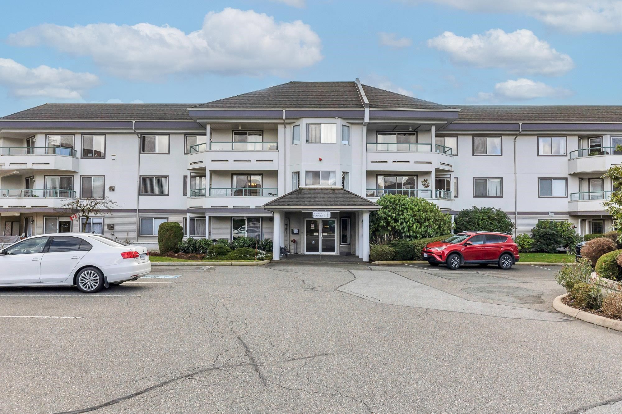Apartment for sale in Abbotsford, Abbotsford, 225 2451 Gladwin Road, 263118105 | Realtylink.org