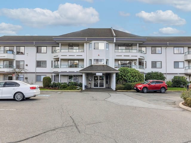 Apartment for sale in Abbotsford, Abbotsford, 225 2451 Gladwin Road, 263118105 | Realtylink.org