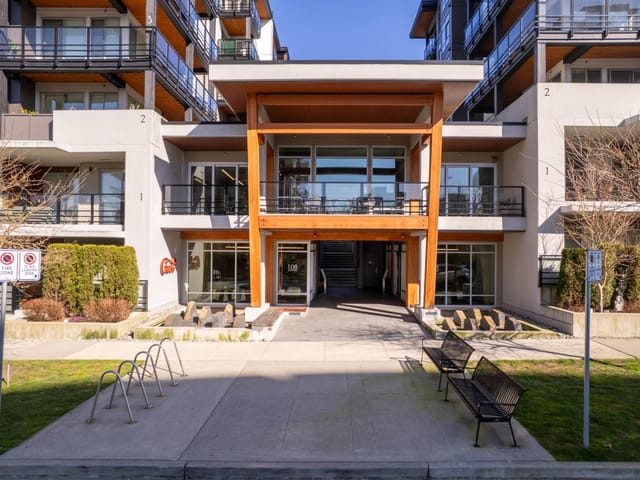 Apartment for sale in North Vancouver, North Vancouver, 202 108 E 8th Street, 263118141 | Realtylink.org