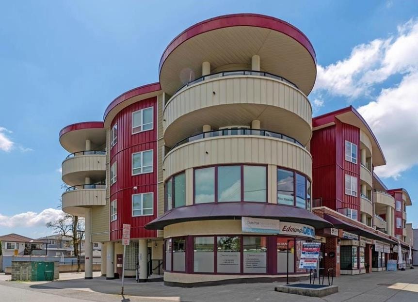 Apartment for sale in Burnaby, Burnaby East, 305 7738 Edmonds Street, 263118205 | Realtylink.org