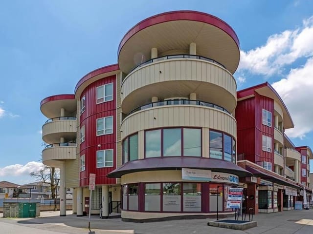 Apartment for sale in Burnaby, Burnaby East, 305 7738 Edmonds Street, 263118205 | Realtylink.org