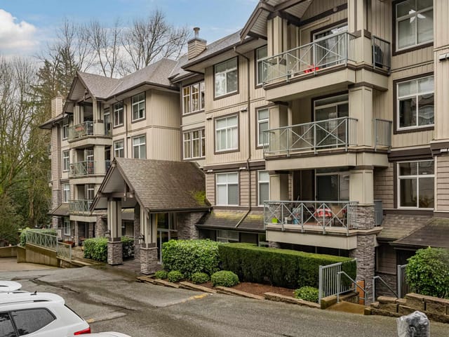 Apartment for sale in Abbotsford, Abbotsford, 204 33328 E Bourquin Crescent, 263118232 | Realtylink.org