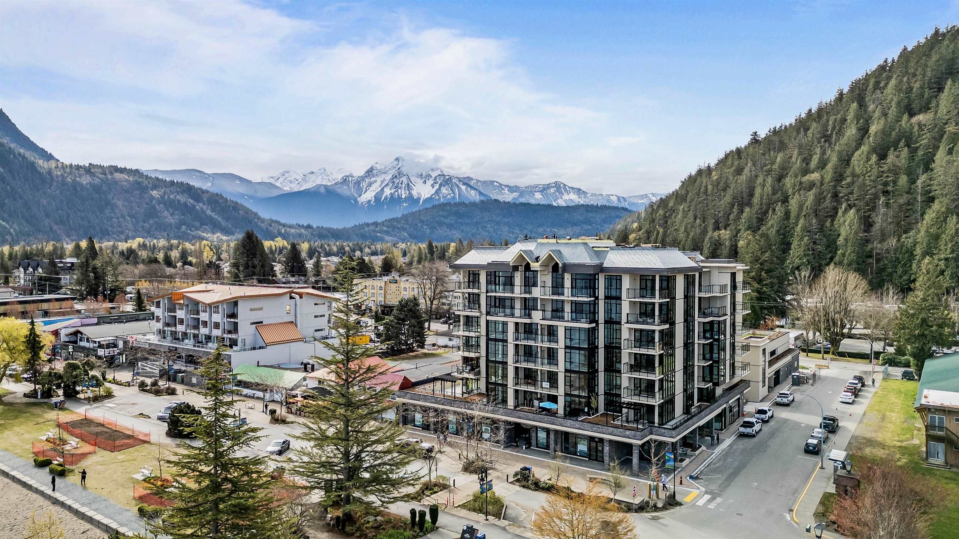 Apartment for sale in Harrison Hot Springs, Harrison Lake, 608 120 Esplanade Avenue, 263118334 | Realtylink.org