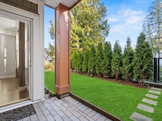 Apartment for sale in Surrey, South Surrey White Rock, 101 14605 McDougall Drive, 263118435 | Realtylink.org