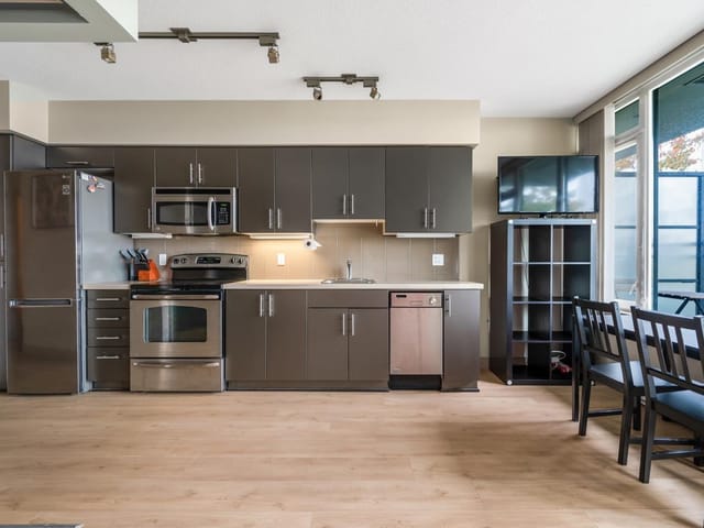 Apartment for sale in Burnaby, Burnaby North, 417 9009 Cornerstone Mews, 263118444 | Realtylink.org