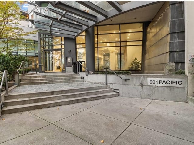 Townhouse for rent in Vancouver, Vancouver West, 205 501 Pacific Boulevard, 263118456 | Realtylink.org