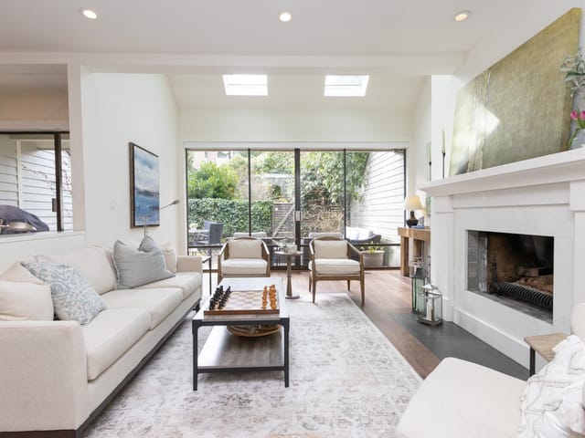 Townhouse for rent in West Vancouver, West Vancouver, 13 4957 Marine Drive, 263118462 | Realtylink.org