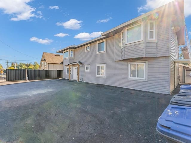 House for sale in Surrey, Surrey, 13572 68 Avenue, 263118464 | Realtylink.org