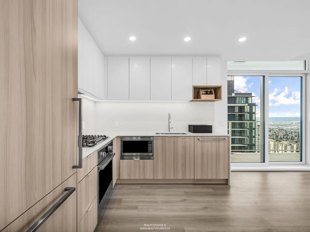 Apartment for sale in Burnaby, Burnaby South, 3501 6087 Wilson Avenue, 263118504 | Realtylink.org