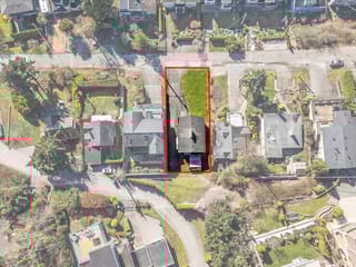 House for sale in White Rock, South Surrey White Rock, 14667 W Beach Avenue, 263118544 | Realtylink.org