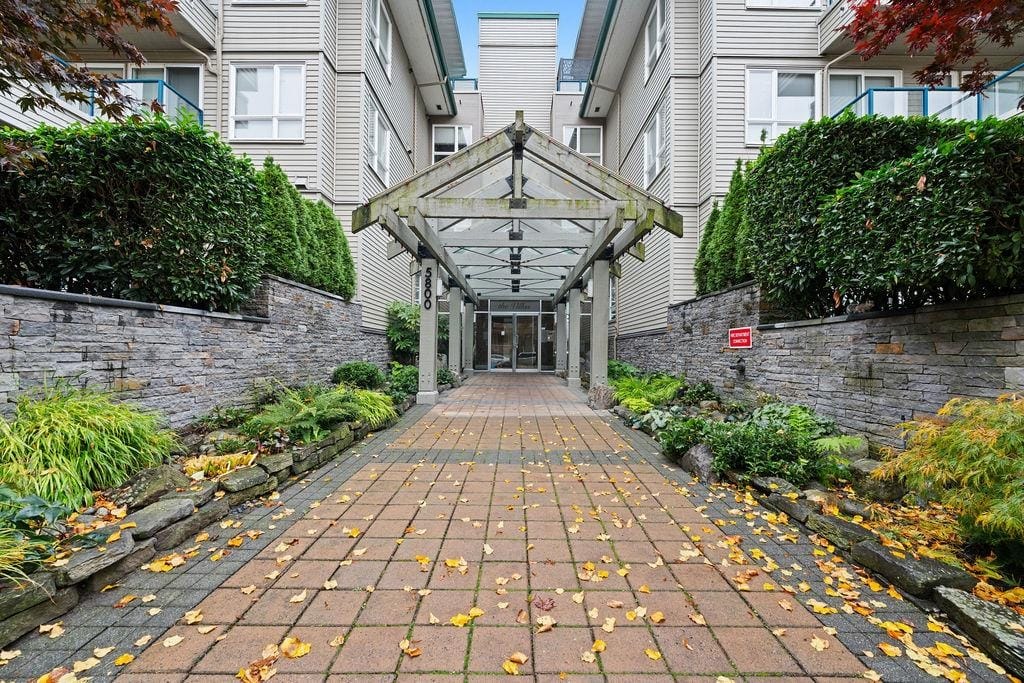 Apartment for sale in Richmond, Richmond, 220 5800 Andrews Road, 263118556 | Realtylink.org