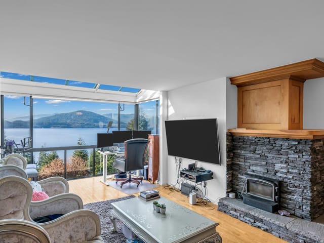 Townhouse for sale in Lions Bay, West Vancouver, 432 Crosscreek Road, 263118563 | Realtylink.org