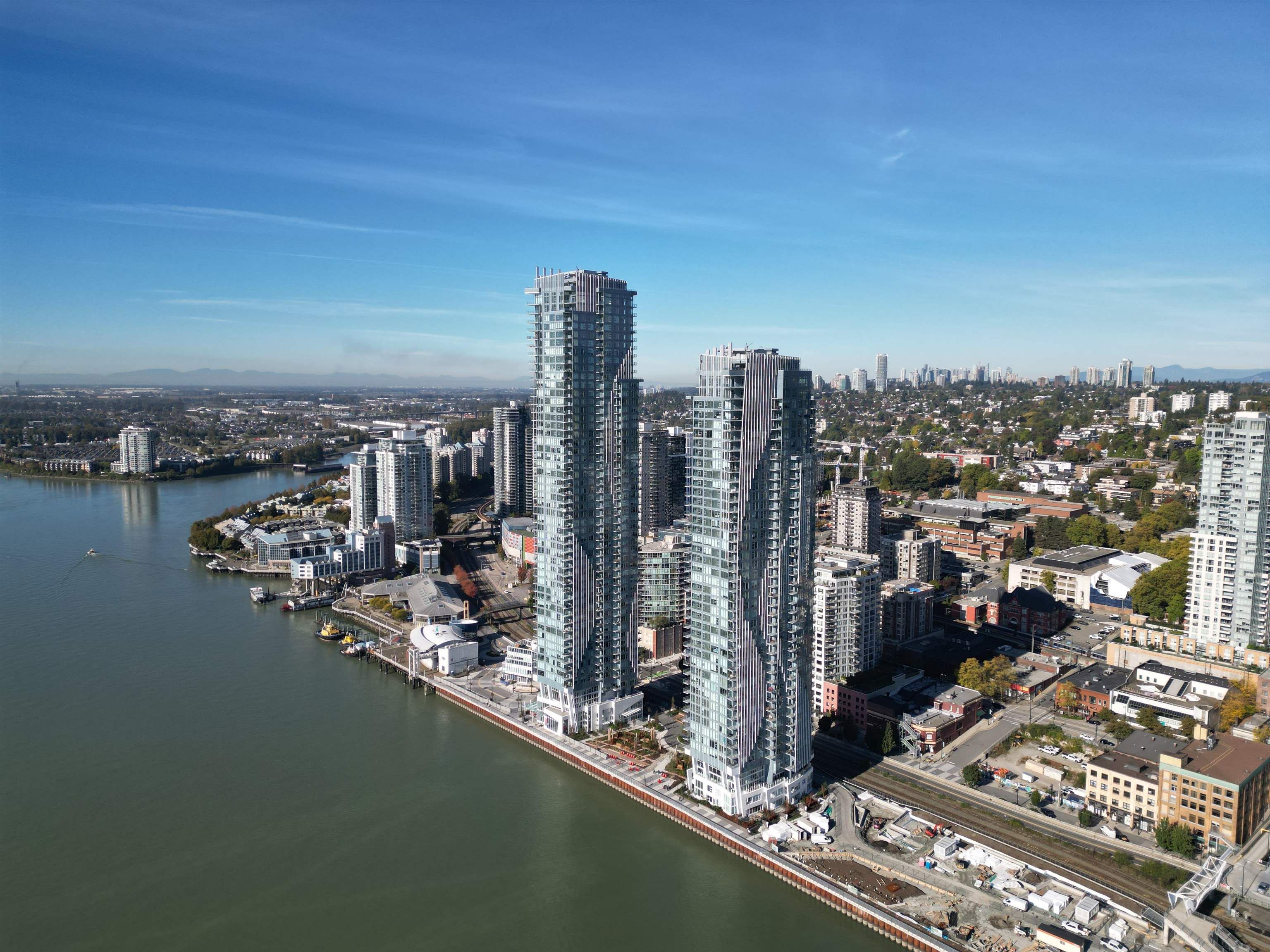 Apartment for sale in New Westminster, New Westminster, 3703 680 Quayside Drive, 263118621 | Realtylink.org