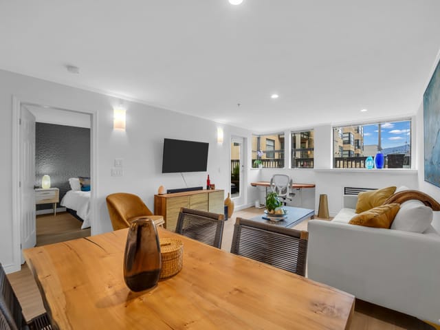 Apartment for sale in North Vancouver, North Vancouver, 207 305 Lonsdale Avenue, 263118623 | Realtylink.org